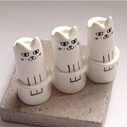 Handgefertigte minimalistische Keramik-Katzenbudvasen mit mattem Glanz und schmalem Hals