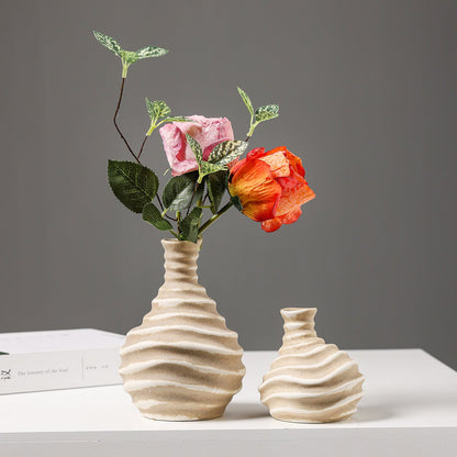 Abstrakte Keramikkunst Vase