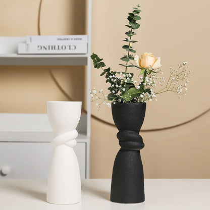 Elegante und zeitgenössische Keramikvase