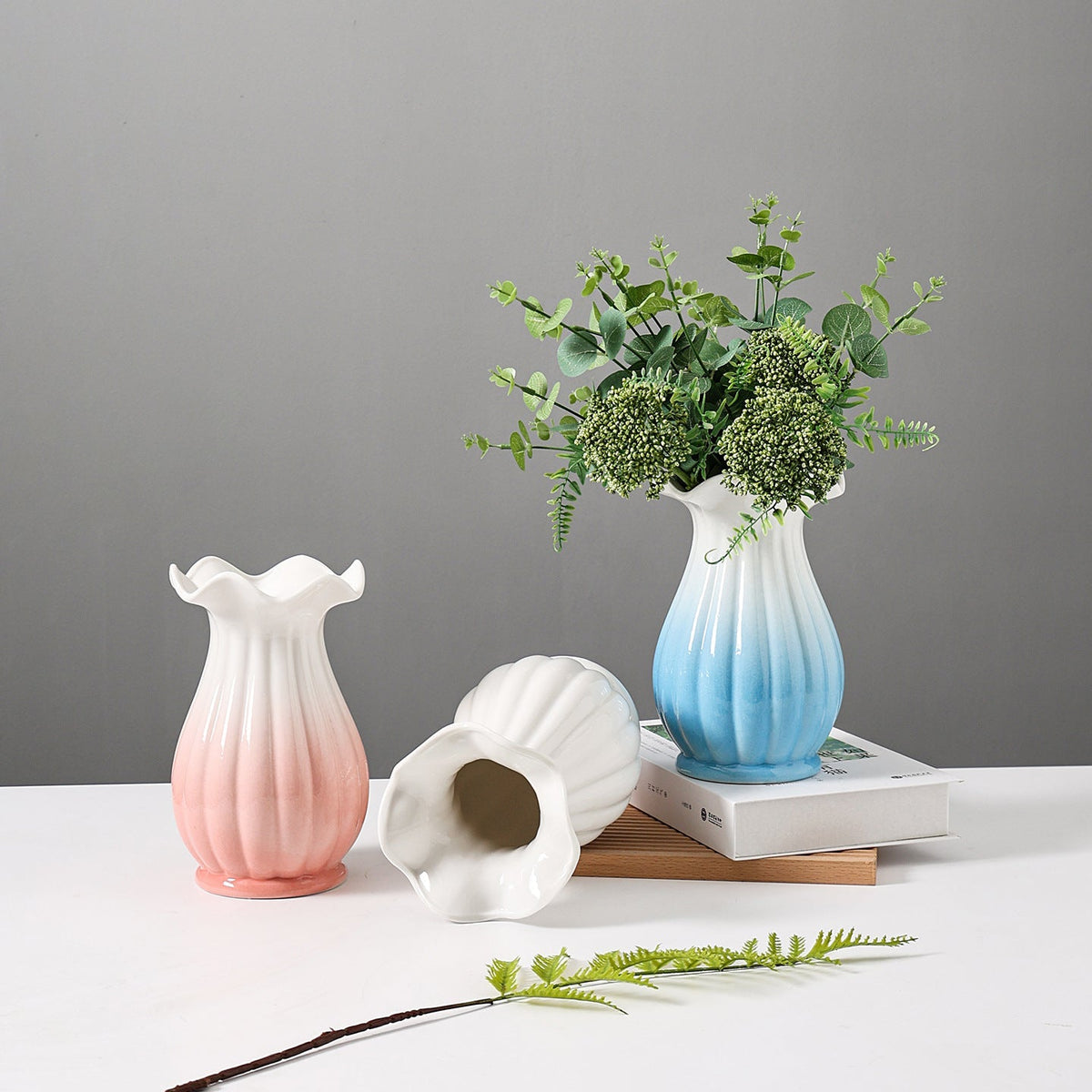 Dekorative Keramikvase Ornament