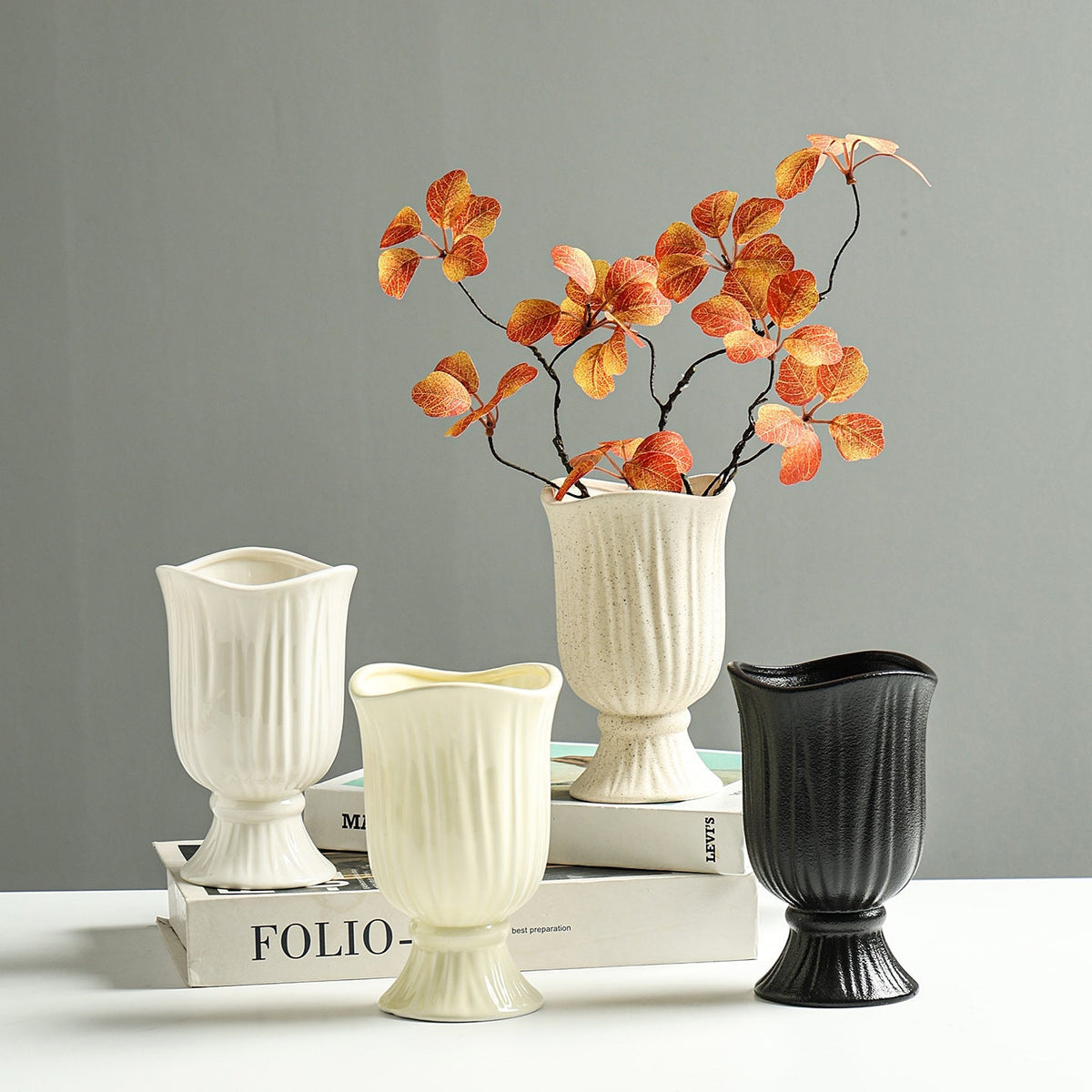 Elegante strukturierte Keramikblumenvase