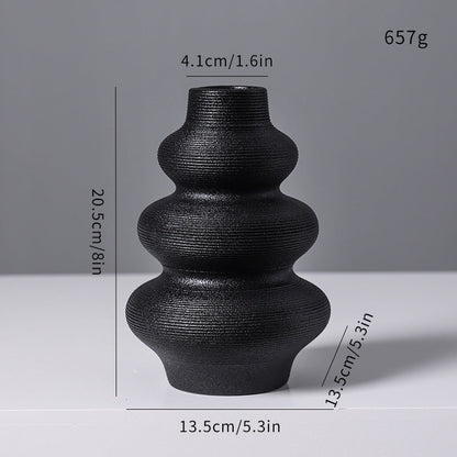 Moderner minimalistischer gerippter Keramikvase