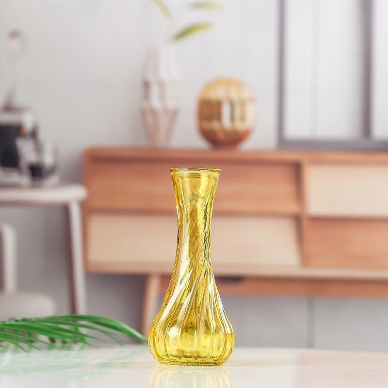 Mundgeblasene Glas-Bouquetvase mit geriffeltem Hals und beschwertem Fuß