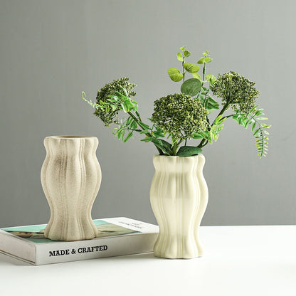 Elegante dekorative Keramikblumenvase