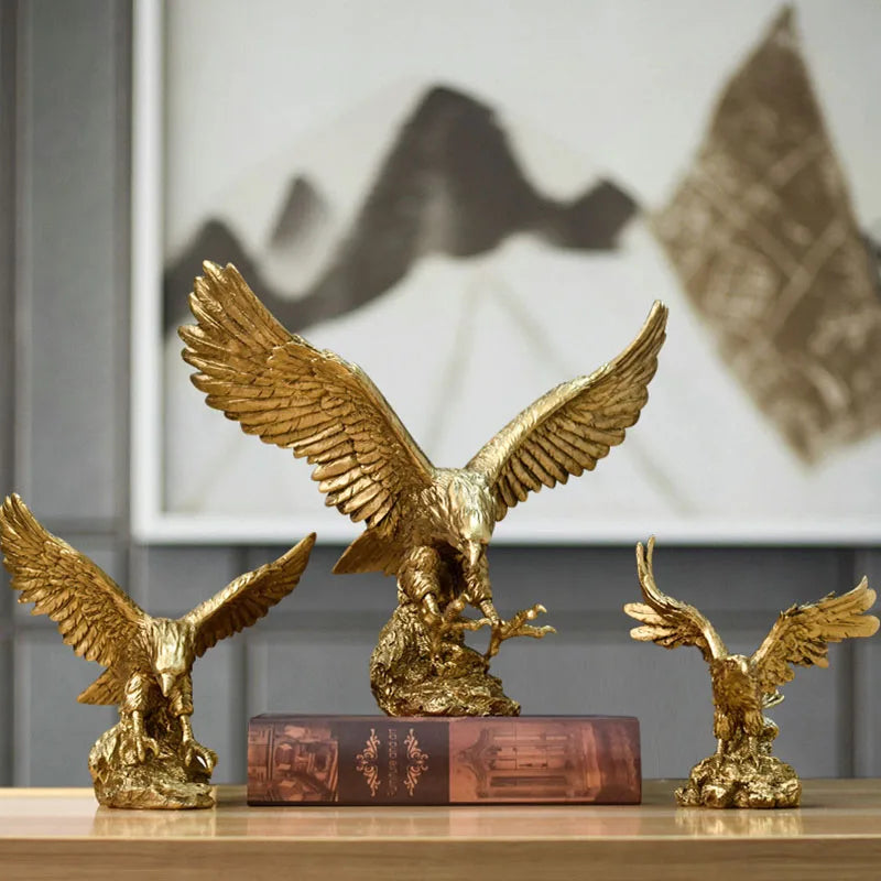 Resin Golden Eagle Statue Kunst Tier Modell Sammlung Ornament Home Office Schreibtisch Feng Shui Dekor Figuren einfach