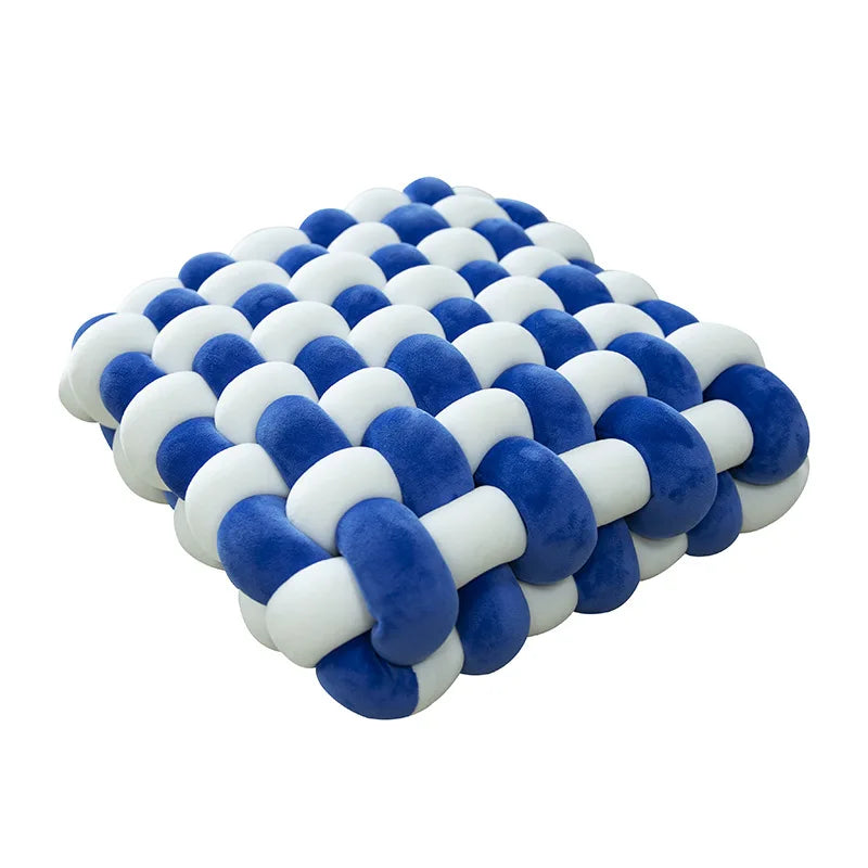 Chunky Woven Knot Cushion | Heim Zeile