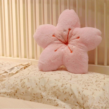 Blumenkissenparadies mit pinkem Akzent