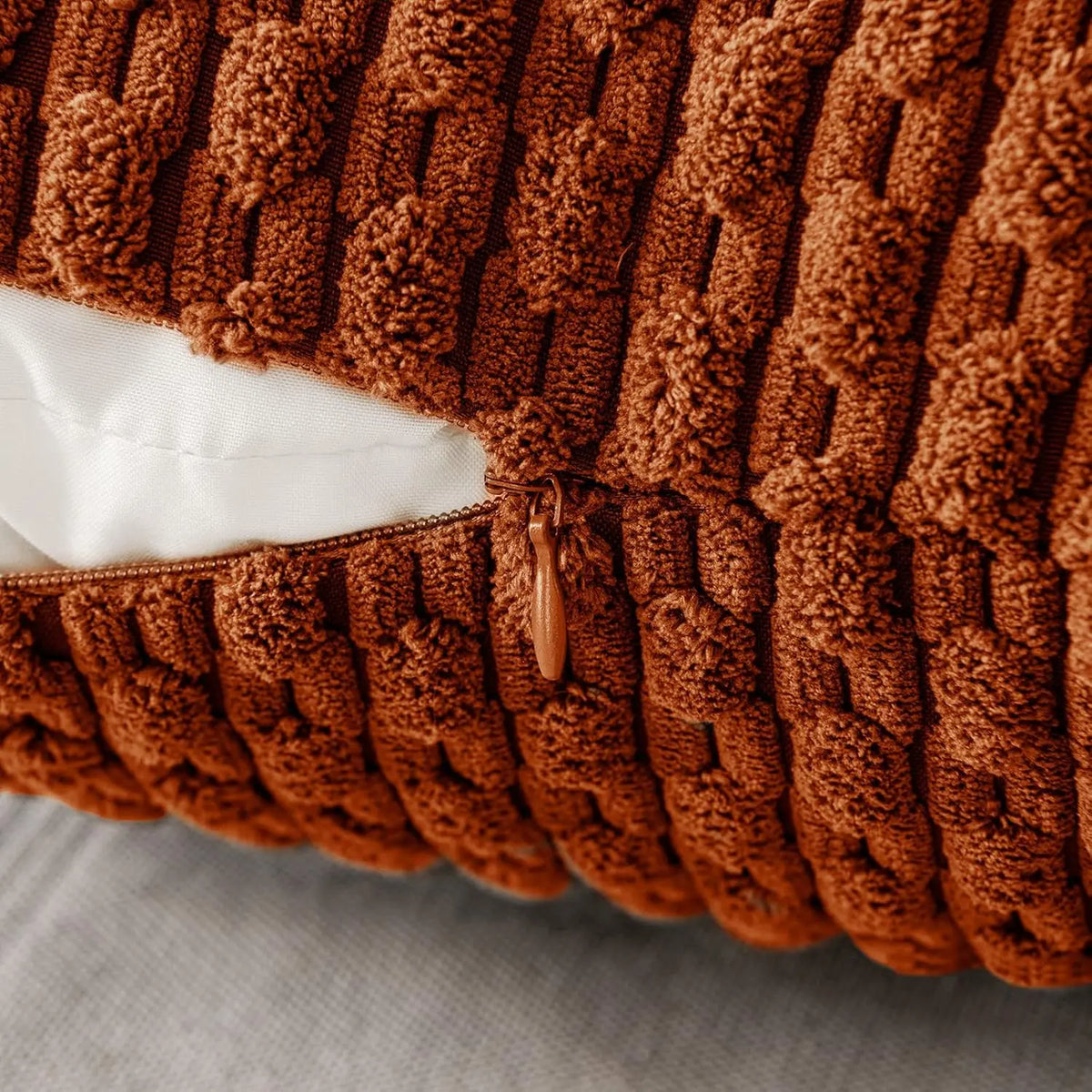 Weiches geripptes Samt Dekorationskissen mit Streifen im Boho-Stil für Sofa und Bett
