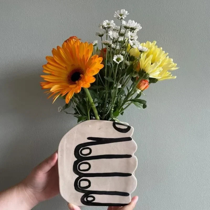 Hand Blumen Vase halten