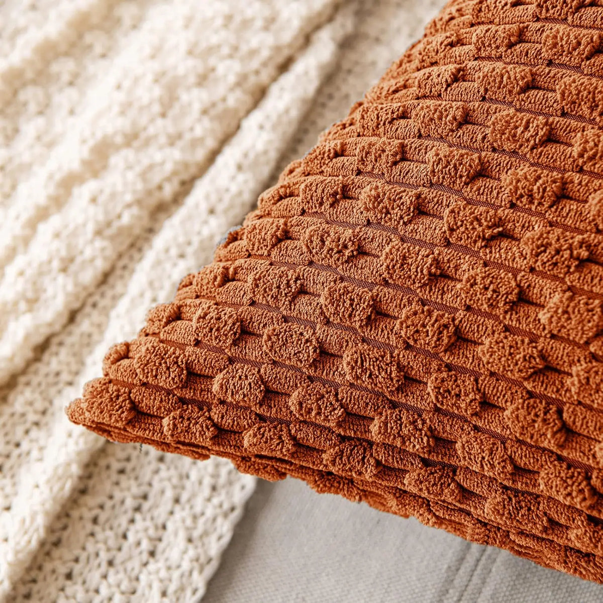 Weiches geripptes Samt Dekorationskissen mit Streifen im Boho-Stil für Sofa und Bett
