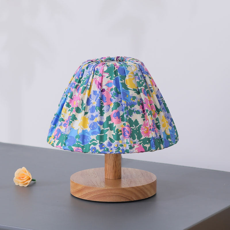 Moderne minimalistische kreative Eisen blumenförmige 1-Lampe Tischlampe