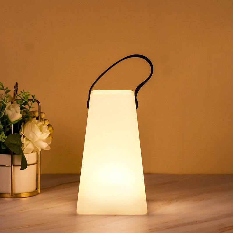 Moderne Einfachheit Kunststoff rund quadratisch Hand-LED-Tischlampe für den Außenbereich