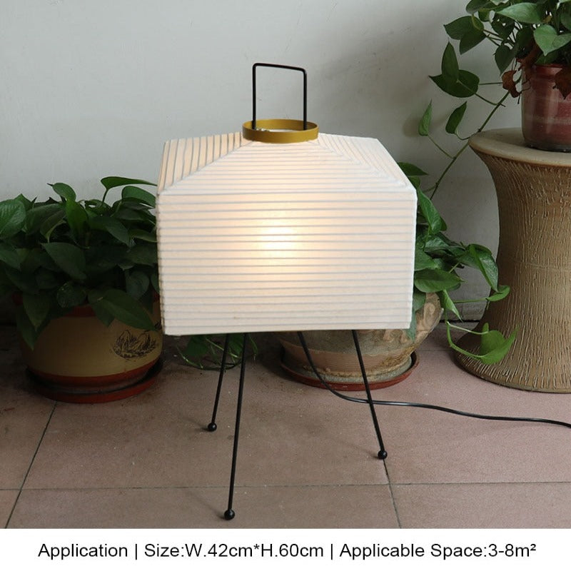 Japanische kreative Papier-Stehlampe mit Dreibeinständer