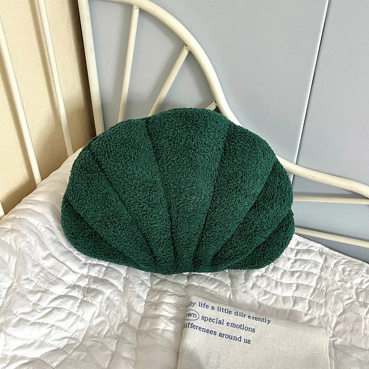 Pastell Schalenkissen – Flauschiges Bouclé-Plüschkissen | Heim Zeile