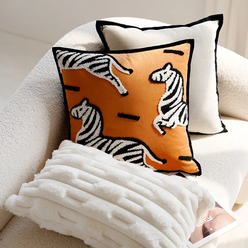 Luxus gesticktes Dekokissen mit Pferdedruck für Sofa und Wohnzimmer
