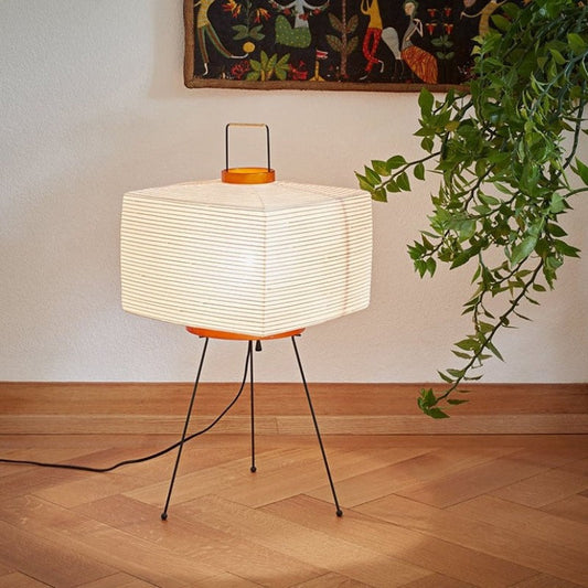 Japanische kreative Papier-Stehlampe mit Dreibeinständer