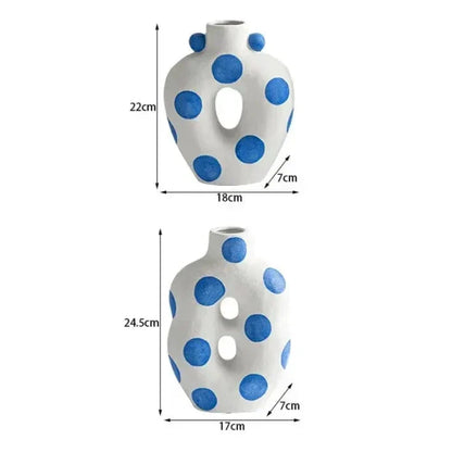 Blaue Punkte Wonky Vase
