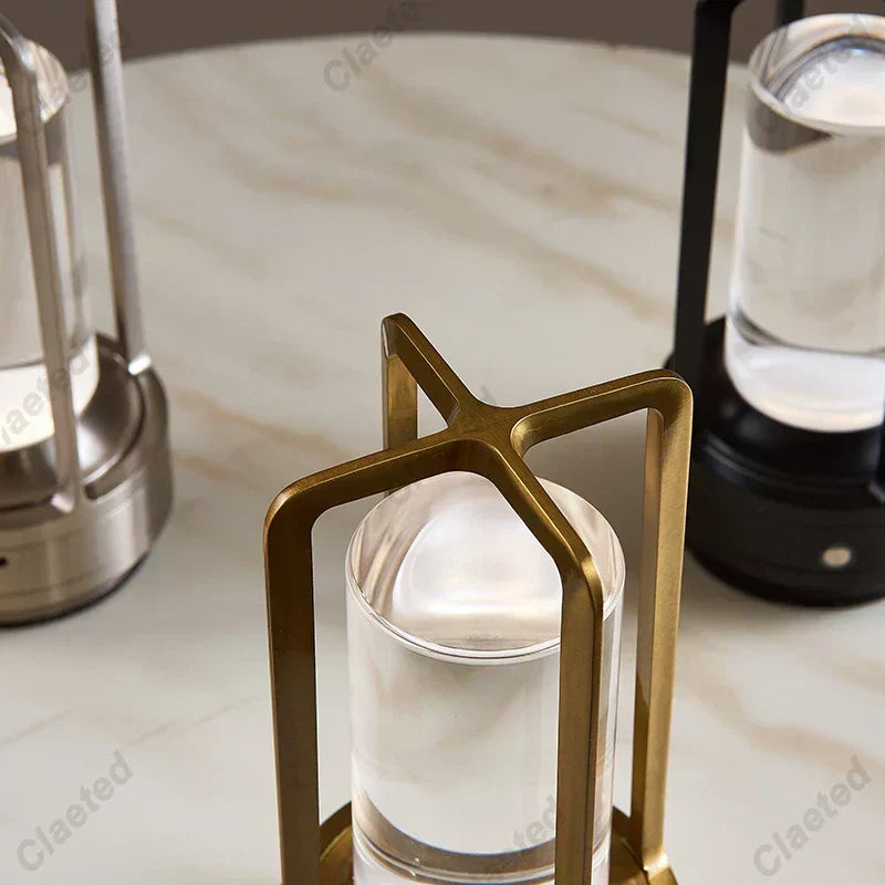 Tragbare kabellose LED-Lampe mit Ladestation
