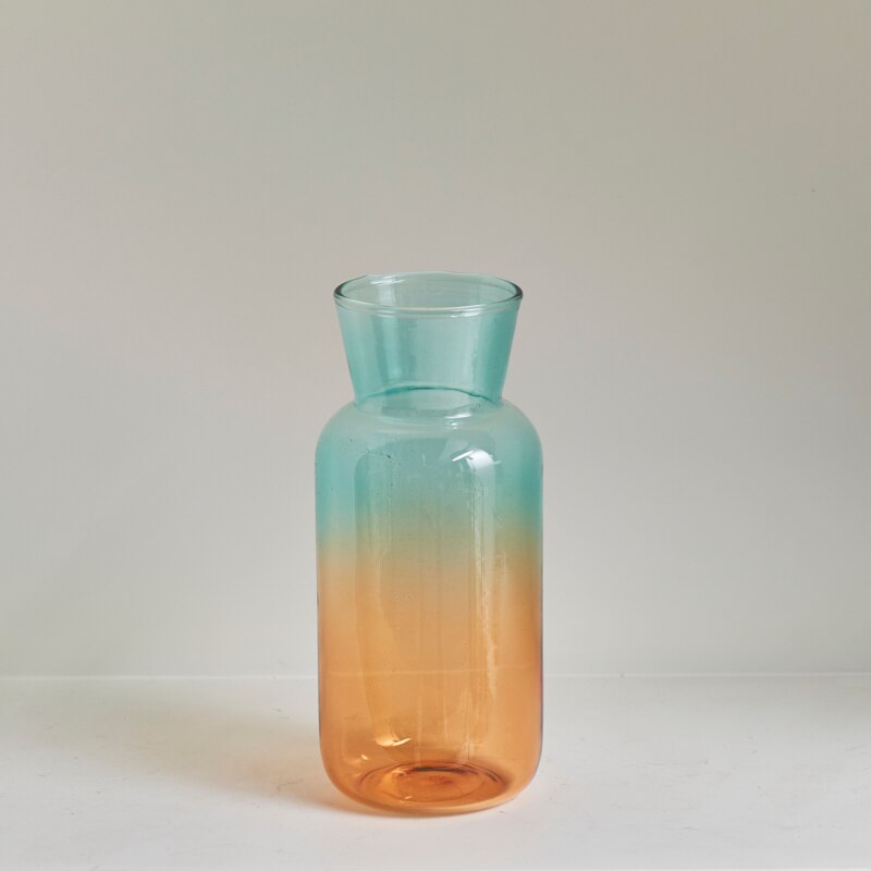 Gradient farbige Glasvase