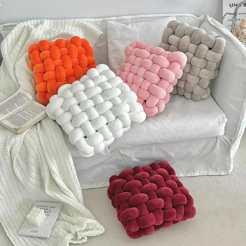 Chunky Woven Knot Cushion | Heim Zeile