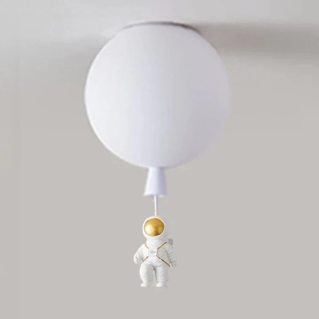 Trendige Moon/Astronaut Kinderzimmer LED-Deckenlampe - CosmoGlow