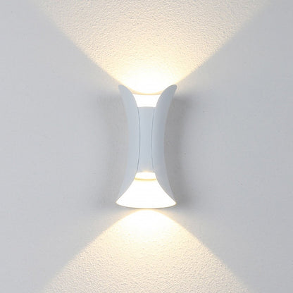 Elegante wasserdichte LED-Lampen mit geschwungener Form für den Garten
