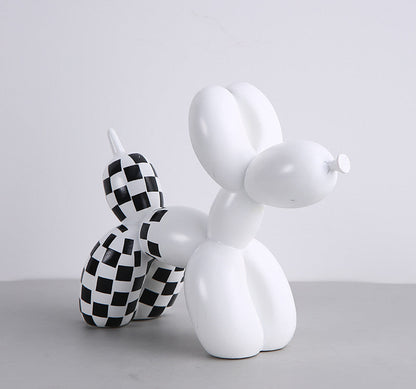 Schwarz-weißer Ballonhund