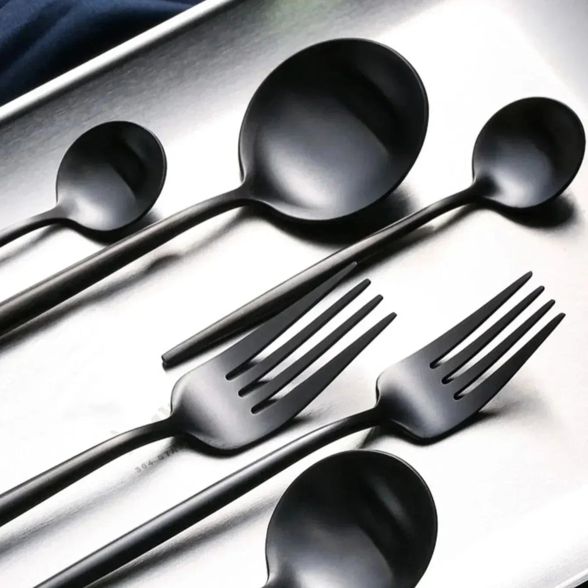 Idris Stainless Steel Cutlery Set - Image 2