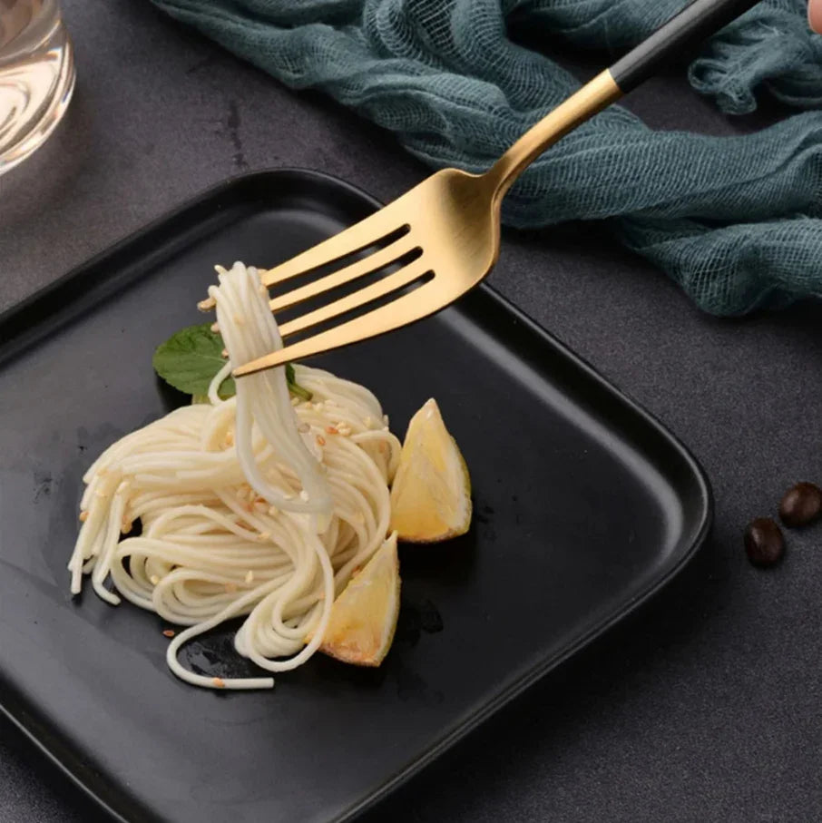 Idris Stainless Steel Cutlery Set - Image 4