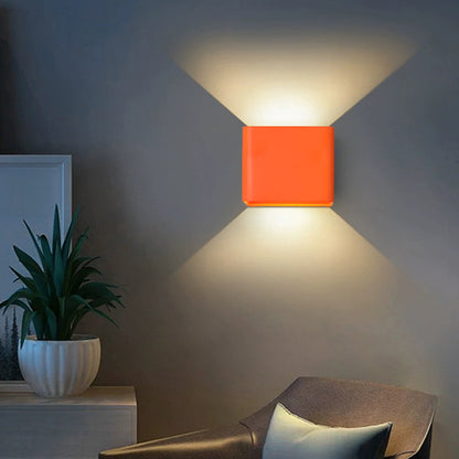 Moderne quadratische Wandleuchte