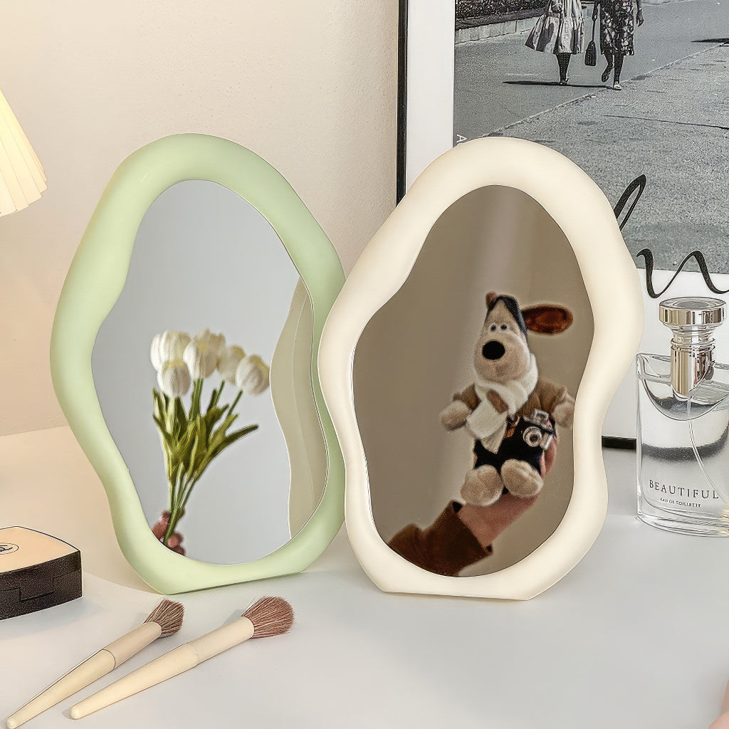 Heim Zeile | Unregelmäßiger Blob Makeup Spiegel