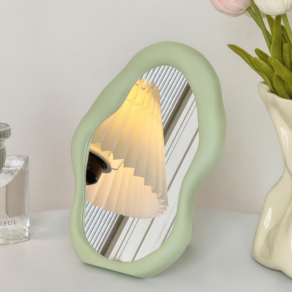 Heim Zeile | Unregelmäßiger Blob Makeup Spiegel